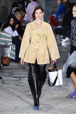 ロエベ 2016年春夏コレクション - テクノロジーと自然の融合、ロエベウーマンの新世界｜写真30