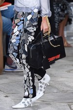 ロエベ 2016年春夏コレクション - テクノロジーと自然の融合、ロエベウーマンの新世界｜写真65