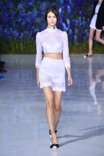 ディオール 2016年春夏コレクション - 貴族の洋服を起点に、女性の柔らかさを表現｜写真8