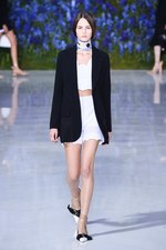 ディオール 2016年春夏コレクション - 貴族の洋服を起点に、女性の柔らかさを表現｜写真10
