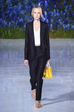 ディオール 2016年春夏コレクション - 貴族の洋服を起点に、女性の柔らかさを表現｜写真33