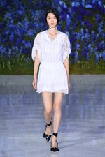 ディオール 2016年春夏コレクション - 貴族の洋服を起点に、女性の柔らかさを表現｜写真38