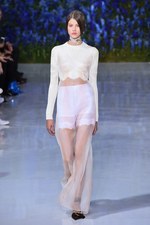 ディオール 2016年春夏コレクション - 貴族の洋服を起点に、女性の柔らかさを表現｜写真53