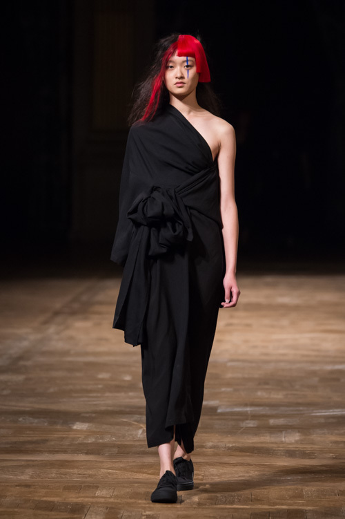 ヨウジヤマモト(Yohji Yamamoto) 2016年春夏ウィメンズコレクション シルエット - 写真5