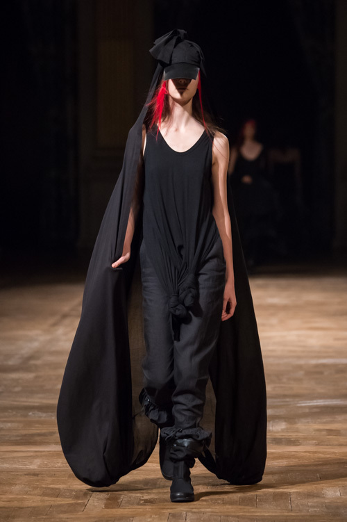 ヨウジヤマモト(Yohji Yamamoto) 2016年春夏ウィメンズコレクション シルエット - 写真27