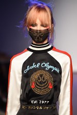 オランピア ル タン 2016年春夏コレクション - 着物にマイメロ、羅生門…パリで新ジャポニスム開花｜写真13