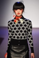 オランピア ル タン 2016年春夏コレクション - 着物にマイメロ、羅生門…パリで新ジャポニスム開花｜写真16