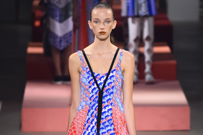 スイムウェア｜ケンゾー 2016年春夏コレクション - オルゴール音に乗せて世界中を旅する