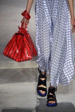 ケンゾー 2016年春夏コレクション - オルゴール音に乗せて世界中を旅する｜写真22