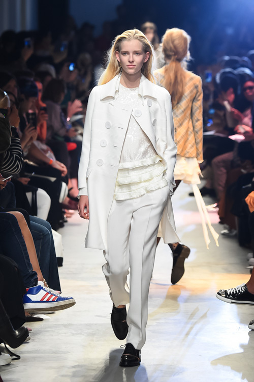 ジョン ガリアーノ 2016年春夏<span>コレクション</span> - 写真36