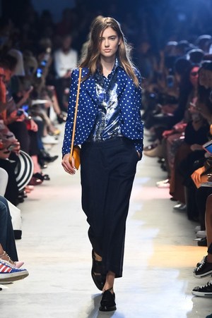 ジョン ガリアーノ(John Galliano) 2016年春夏ウィメンズコレクション  - 写真26