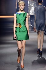 ランバン 2016年春夏コレクション - ファッションデザイナーの葛藤を描く｜写真41