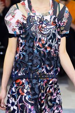sacai 2016年春夏コレクション - バックスタイルに宿る美しさ｜写真3