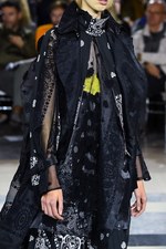 sacai 2016年春夏コレクション - バックスタイルに宿る美しさ｜写真36