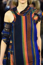 sacai 2016年春夏コレクション - バックスタイルに宿る美しさ｜写真56