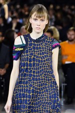 sacai 2016年春夏コレクション - バックスタイルに宿る美しさ｜写真78