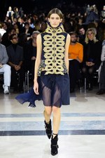 sacai 2016年春夏コレクション - バックスタイルに宿る美しさ｜写真95