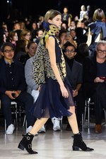 sacai 2016年春夏コレクション - バックスタイルに宿る美しさ｜写真96