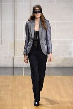 ヴェロニク ブランキーノ 2016年春夏コレクション - 禁欲と解放のフォークロアスタイル｜写真12