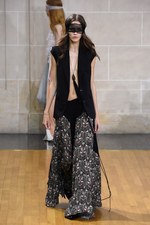 ヴェロニク ブランキーノ 2016年春夏コレクション - 禁欲と解放のフォークロアスタイル｜写真27