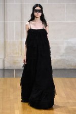 ヴェロニク ブランキーノ 2016年春夏コレクション - 禁欲と解放のフォークロアスタイル｜写真33