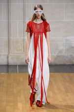 ヴェロニク ブランキーノ 2016年春夏コレクション - 禁欲と解放のフォークロアスタイル｜写真56