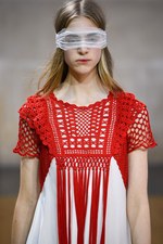 ヴェロニク ブランキーノ 2016年春夏コレクション - 禁欲と解放のフォークロアスタイル｜写真57