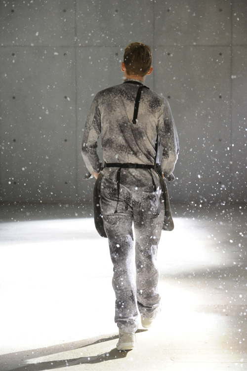 ホワイトマウンテニアリング(White Mountaineering) 2011-12年秋冬メンズコレクション  - 写真14