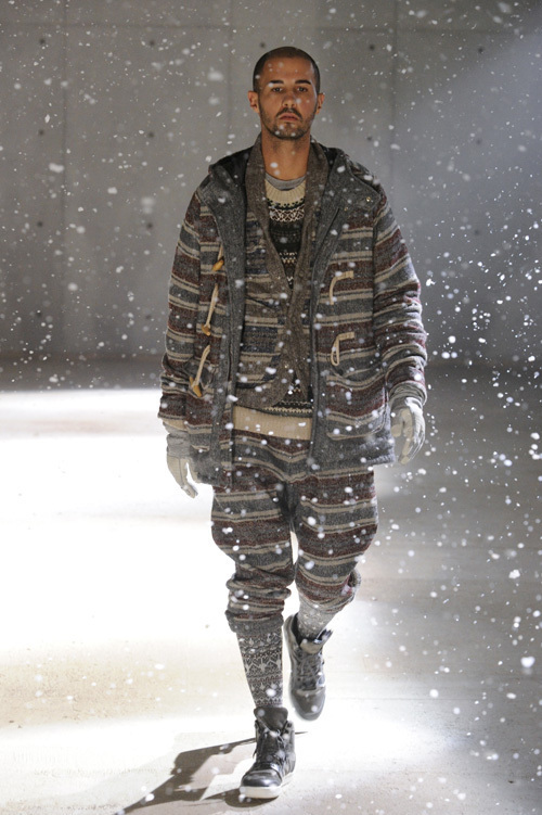 ホワイトマウンテニアリング(White Mountaineering) 2011-12年秋冬メンズコレクション  - 写真20