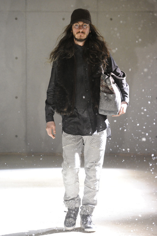 ホワイトマウンテニアリング(White Mountaineering) 2011-12年秋冬メンズコレクション  - 写真30