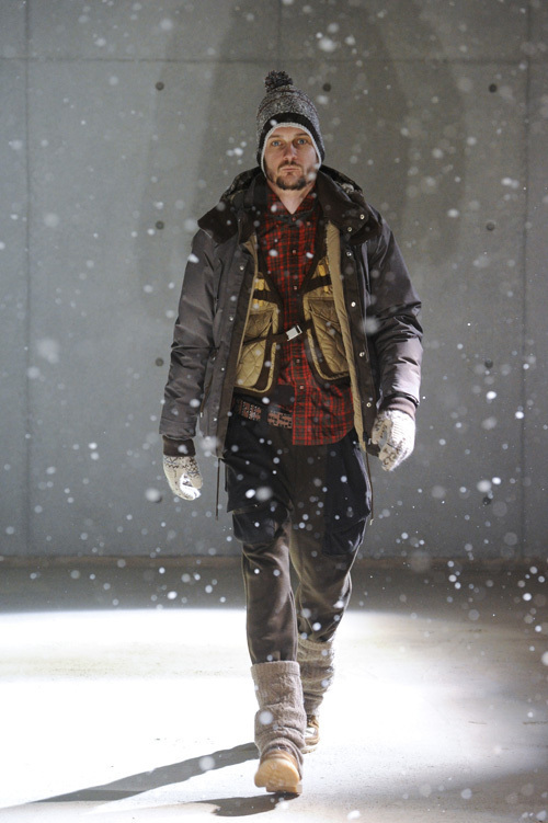 ホワイトマウンテニアリング(White Mountaineering)、2011-2012年秋冬コレクション | 写真