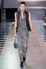 ルイ・ヴィトン 2016年春夏コレクション - 時代も空間も超えた”旅”でみえる究極のフェミニティ｜写真12