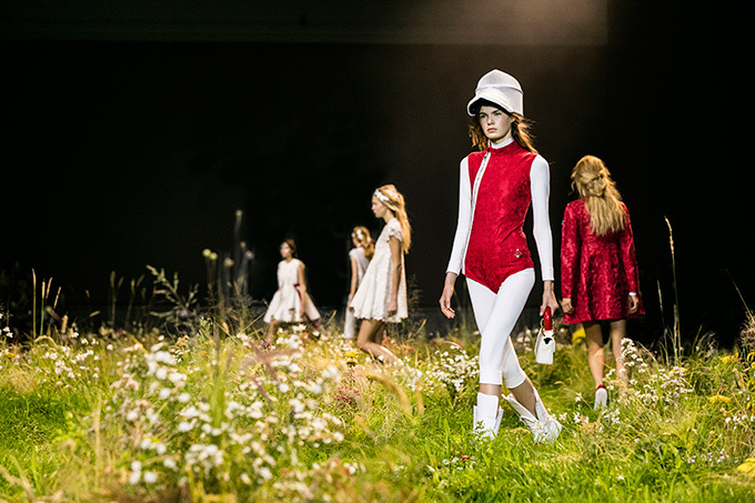 モンクレール ガム・ルージュ(MONCLER GAMME ROUGE) 2016年春夏ウィメンズコレクション  - 写真46