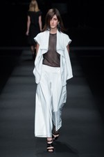 タエ アシダ 2016年春夏コレクション - 変幻自在のパレット、美しさのカタチを多角的に｜写真40