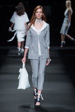 タエ アシダ 2016年春夏コレクション - 変幻自在のパレット、美しさのカタチを多角的に｜写真43