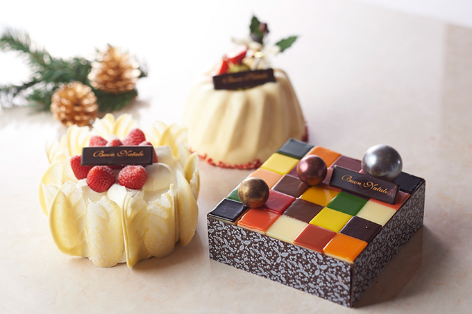 グランド ハイアット 東京、気分を楽しくする華やかなクリスマスケーキ発売 | 写真