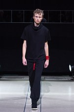 ディスカバード 2016年春夏コレクション - 重ね着とモノトーンで描く“badass”な若者たち｜写真22