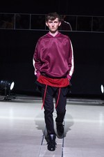 ディスカバード 2016年春夏コレクション - 重ね着とモノトーンで描く“badass”な若者たち｜写真24