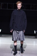 ディスカバード 2016年春夏コレクション - 重ね着とモノトーンで描く“badass”な若者たち｜写真42