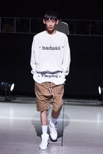 ディスカバード 2016年春夏コレクション - 重ね着とモノトーンで描く“badass”な若者たち｜写真48