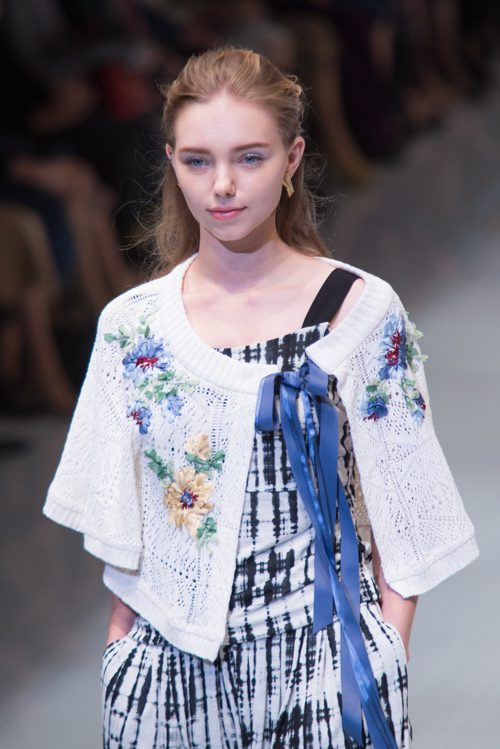 ユキ トリヰ インターナショナル 2016年春夏<span>コレクション</span> - 写真23