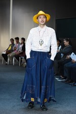 テンボ 2016年春夏コレクション - 戦渦を見つめ現在の平和を知る、未来への”祈り”を服に込めて｜写真11