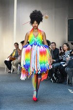 テンボ 2016年春夏コレクション - 戦渦を見つめ現在の平和を知る、未来への”祈り”を服に込めて｜写真25