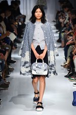 ケイタ マルヤマ 2016年春夏コレクション - ロマンティックムード漂う和洋折衷｜写真26