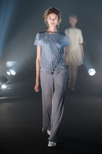 モトヒロ タンジ 2016年春夏コレクション - 複雑で“グロテスク”な人体内部をニットの編地で｜写真15