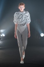 モトヒロ タンジ 2016年春夏コレクション - 複雑で“グロテスク”な人体内部をニットの編地で｜写真17