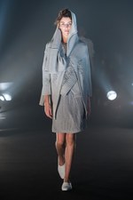 モトヒロ タンジ 2016年春夏コレクション - 複雑で“グロテスク”な人体内部をニットの編地で｜写真20