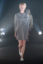 モトヒロ タンジ 2016年春夏コレクション - 複雑で“グロテスク”な人体内部をニットの編地で｜写真22