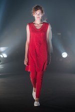 モトヒロ タンジ 2016年春夏コレクション - 複雑で“グロテスク”な人体内部をニットの編地で｜写真24