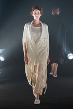 モトヒロ タンジ 2016年春夏コレクション - 複雑で“グロテスク”な人体内部をニットの編地で｜写真31